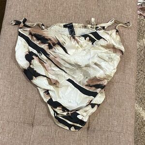 Forever 21 Cream and Black Patterned Swim Bottom
